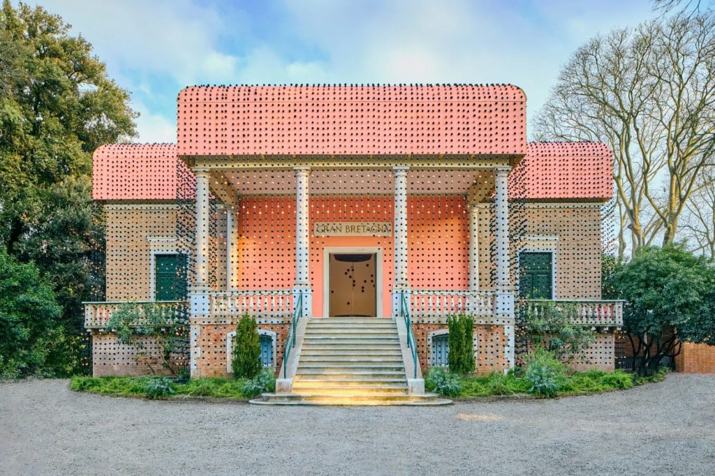 The British Pavillion building.